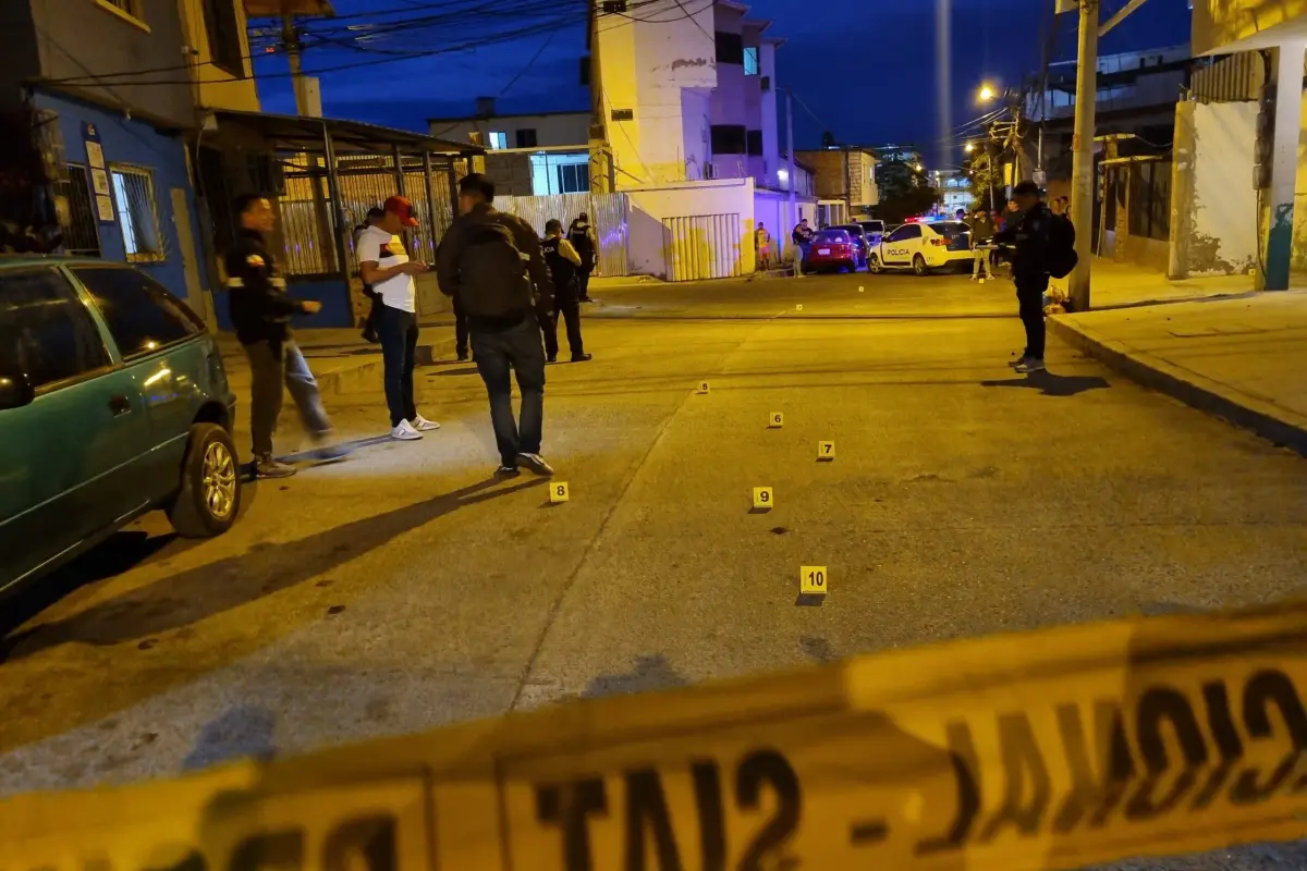 Nueve masacres en el distrito de Manta dejan 46 víctimas en 2025: la escalada de violencia entre Los Choneros y Los Lobos.