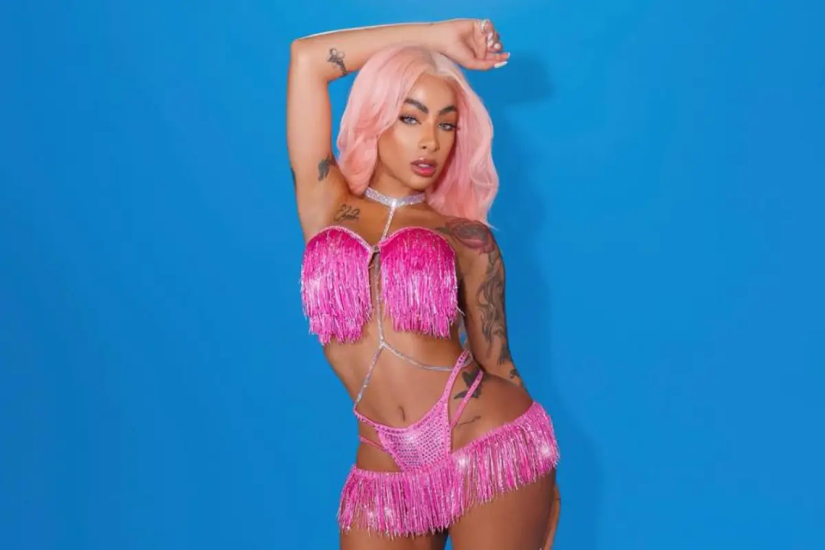 Yailin la Más Viral inaugura su propia iglesia Es mi manera de agradecerle a Dios, La cantante dominicana Yailin es conocida como la 'Chivirica'. 