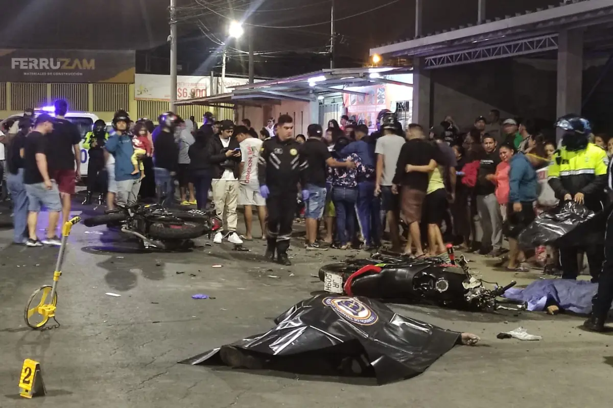 Choque frontal entre motocicletas deja dos muertos y una herida en Manta by 16, 