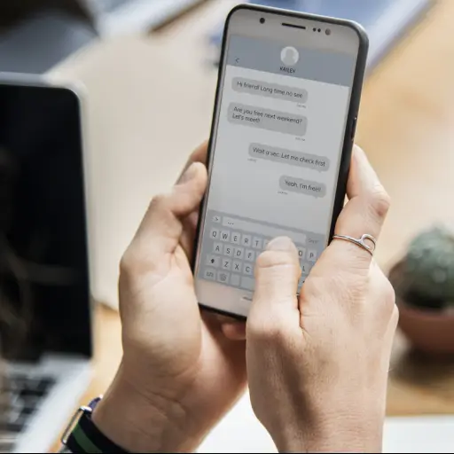 ChatMigrante: nueva herramienta de inteligencia artificial para inmigrantes en Estados Unidos