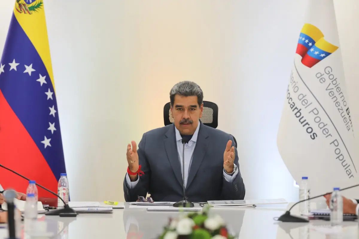 Venezuela despliega drones y buques ante presencia militar de Estados Unidos en el Caribe by 70, 