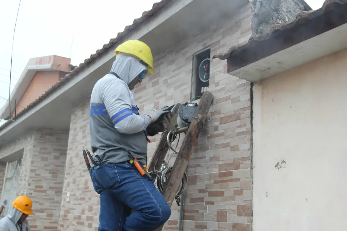CNEL dejará de emitir planillas físicas en 2025 y proyecta un ahorro de 5 millones de dólares by 12, 