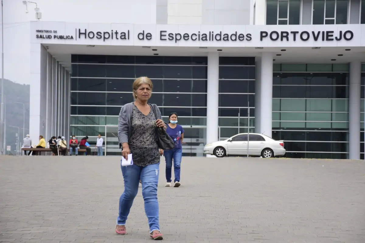 Hospital de Especialidades de Portoviejo aún sin recursos del seguro por incendio de 2021