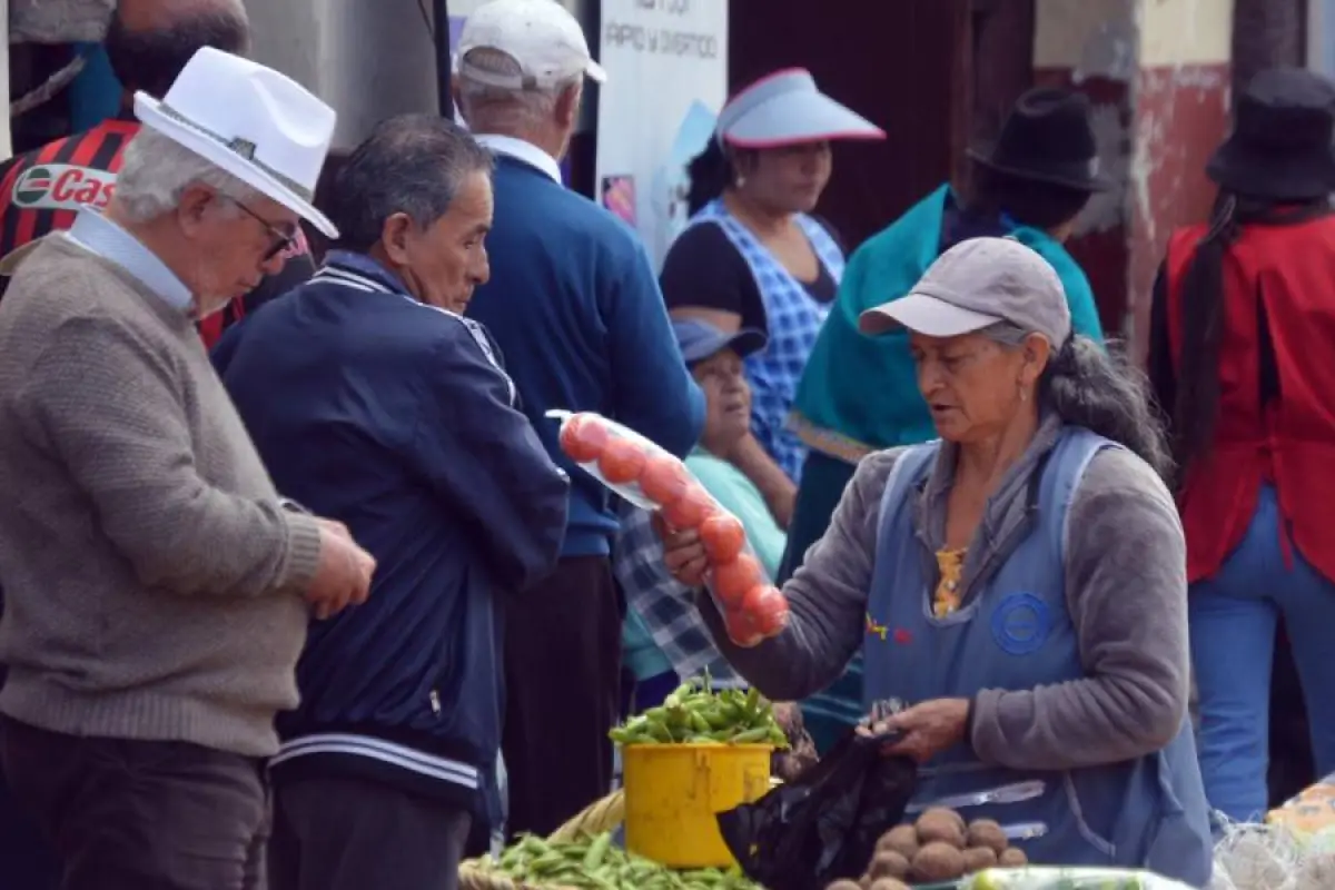 Inflación en Ecuador sube más de lo previsto en agosto: ¿qué productos encarecieron más?