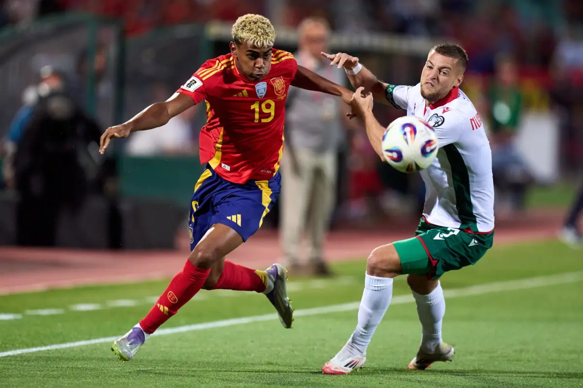 España inicia con triunfo contundente la clasificación al Mundial 2026