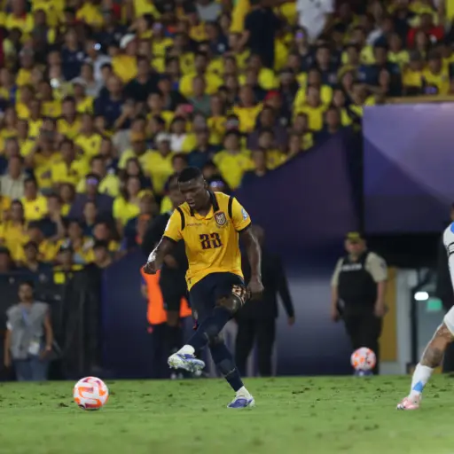 ¡Ecuador gana a Argentina, pero pierde a Caicedo para debut en el Mundial 2026!