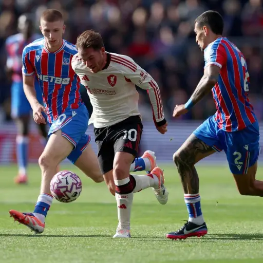 Liverpool pierde su invicto en los adicionales ante Crystal Palace en la Premier League