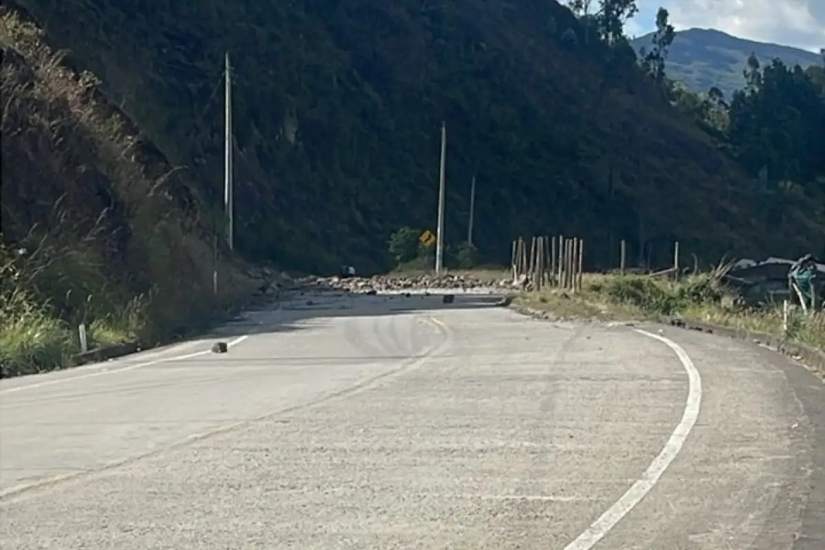 Fin del paro en Imbabura… pero las vías siguen cerradas este 16 de octubre