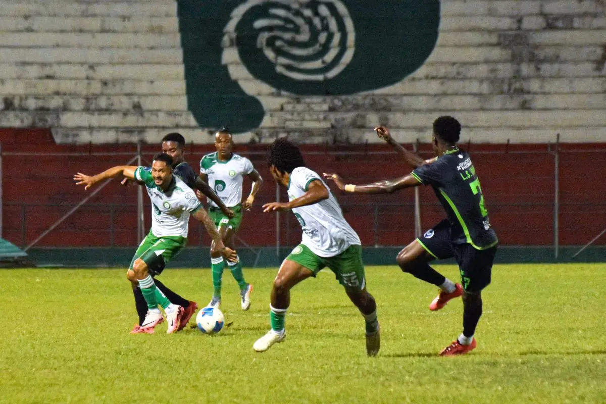Liga de Portoviejo enfrenta a Búhos ULVR en vuelta de 16avos de Segunda Categoría sin público