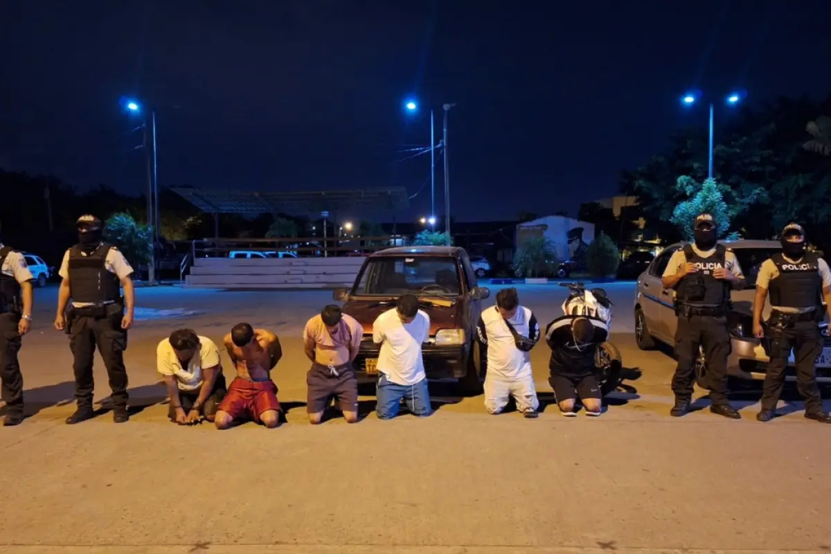 Seis presuntos sicarios fueron detenidos durante una operación policial en Portoviejo, provincia de Manabí. (El Diario)