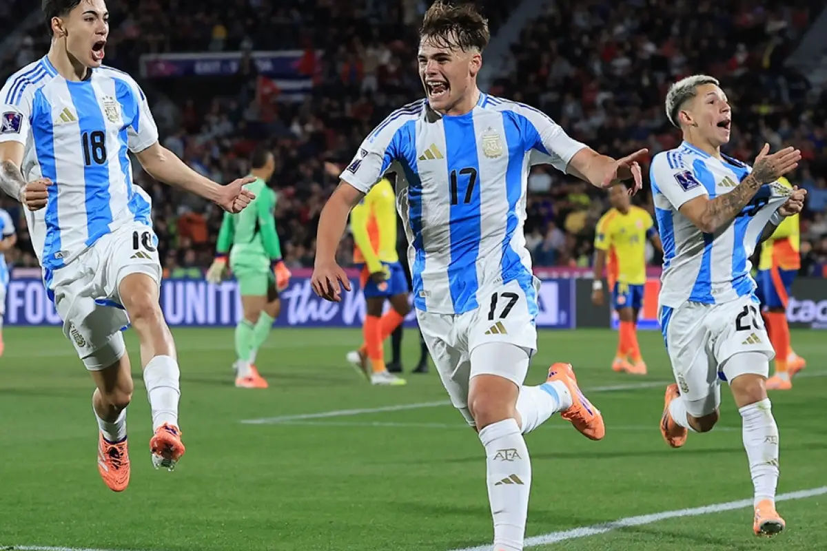 Argentina se clasificó a la final del Mundial Sub-20 tras derrotar a Colombia con un solitario gol de Mateo Silvetti a los 71 minutos.