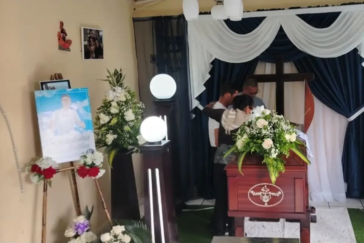 Dolor en Santo Domingo joven murió tras un accidente y su novia aún lucha por su vida