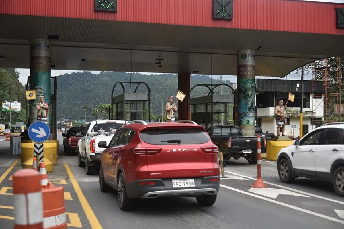 Plan de contingencia en el peaje de Santo Domingo se activa por el feriado nacional