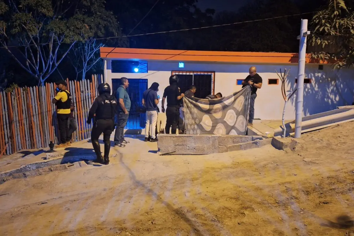 La Policía realizó la inspección y posterior levantamiento del cuerpo de Henry Morales.