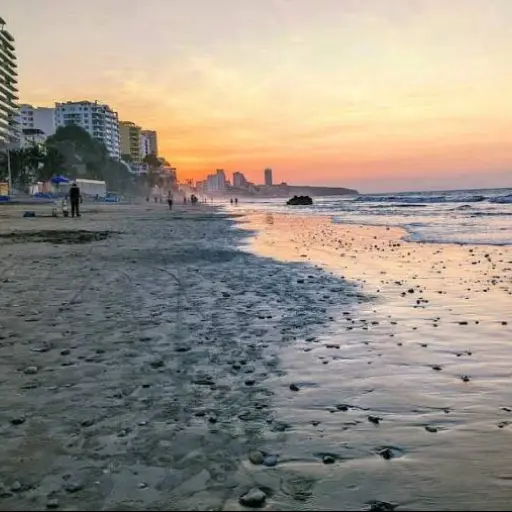 Clima en Ecuador para el sábado 25 de octubre: sol en la costa y lluvias intermitentes en la Sierra