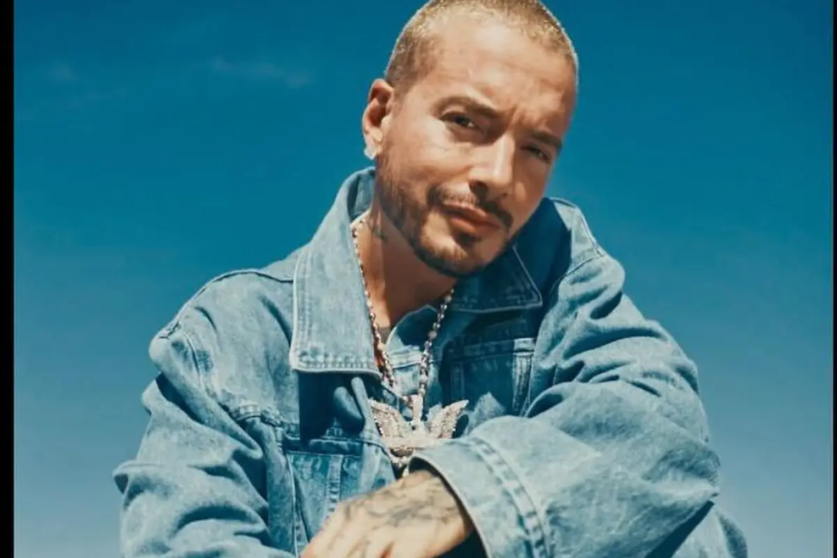 J Balvin rompe el mito de la perfección: “Los famosos también enfrentamos ansiedad y depresión”