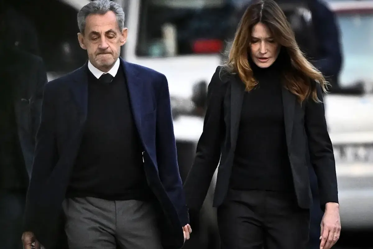 El expresidente francés Nicolas Sarkozy ingresó este martes 21 de octubre a la prisión de La Santé, en París. Allí cumplirá una condena de cinco años