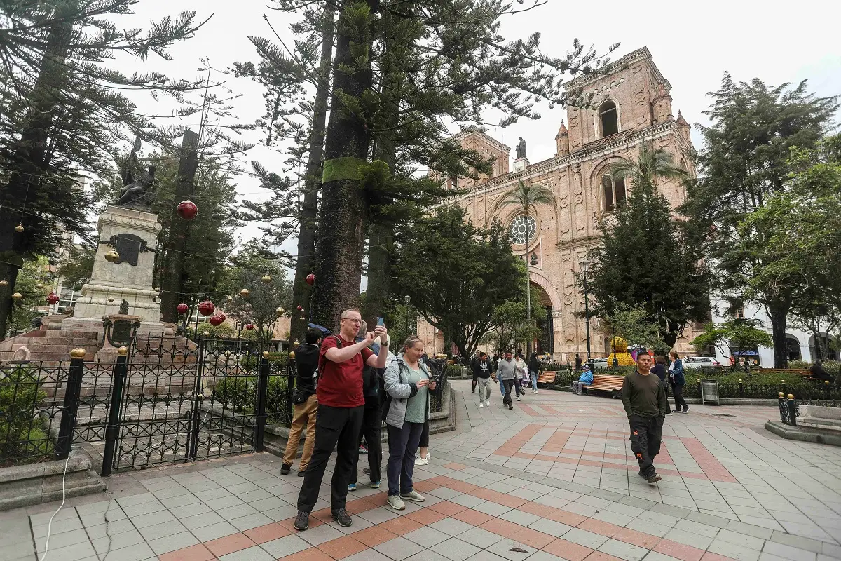 Cuenca se alista para un feriado con más de 300 eventos: música, sabores y tradición