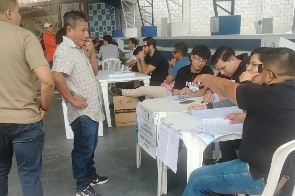 Manabí avanza con normalidad en la jornada del Referéndum de este domingo, 16 de noviembre del 2025