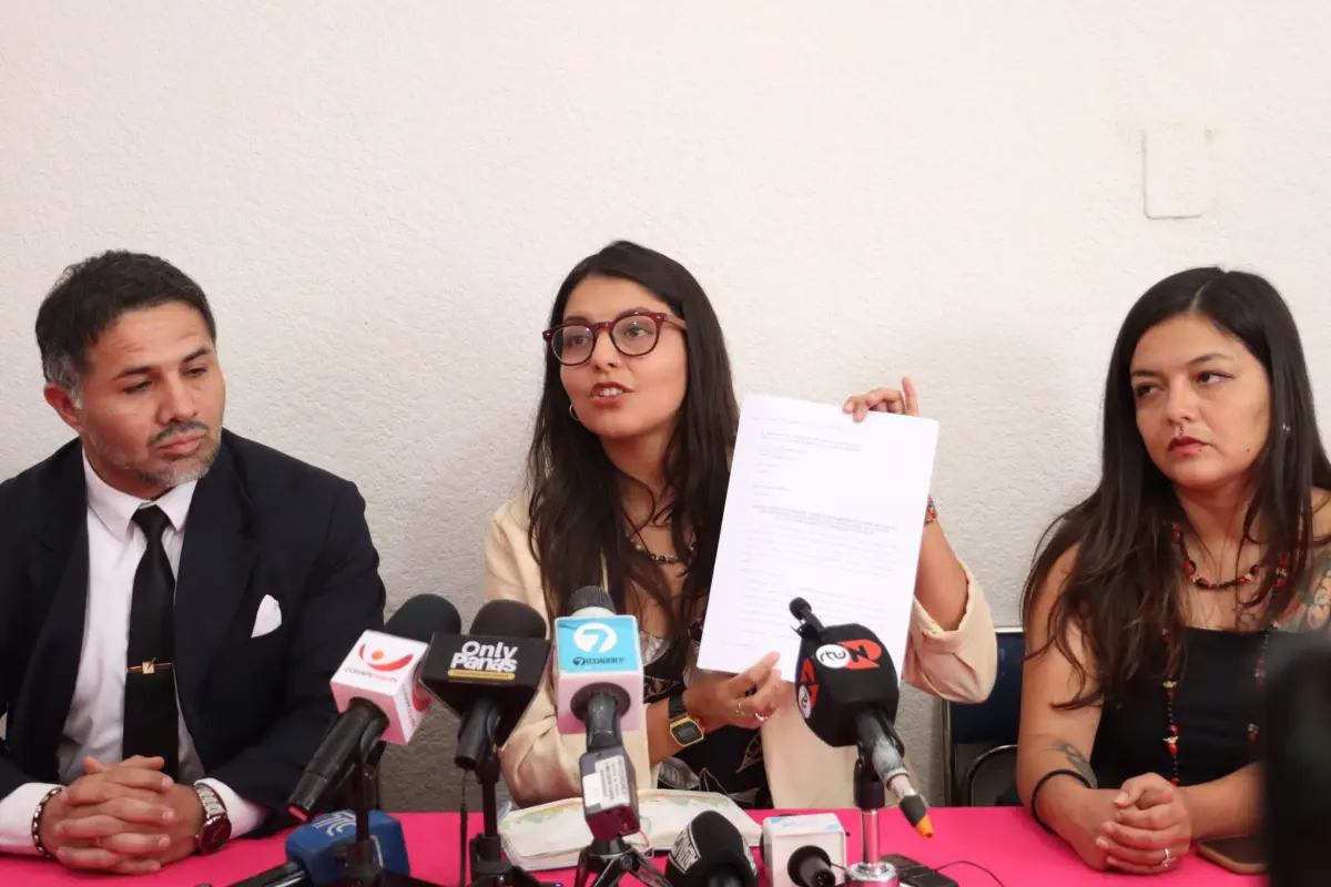 Amanda y Tamia Villavicencio durante la rueda de prensa de este miércoles 19 de noviembre. (Fotografía API)