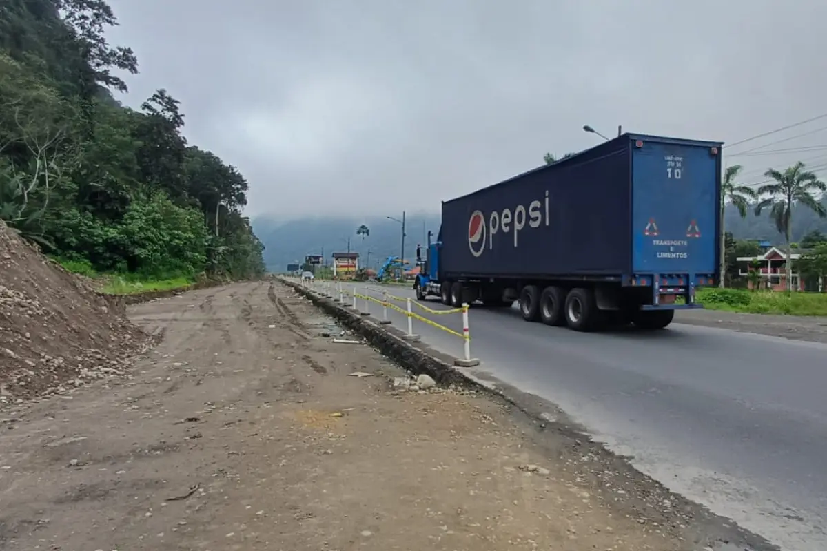 Obras en la vía Alóag–Santo Domingo se paralizan a tres semanas de su inicio