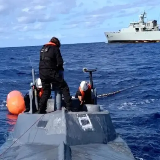 Dos ecuatorianos detenidos en narcosubmarino con 1,7 toneladas de droga en el Atlántico