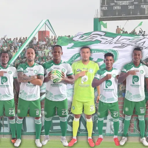 Nueve jugadores de Liga de Portoviejo buscan este domingo un nuevo ascenso en su carrera
