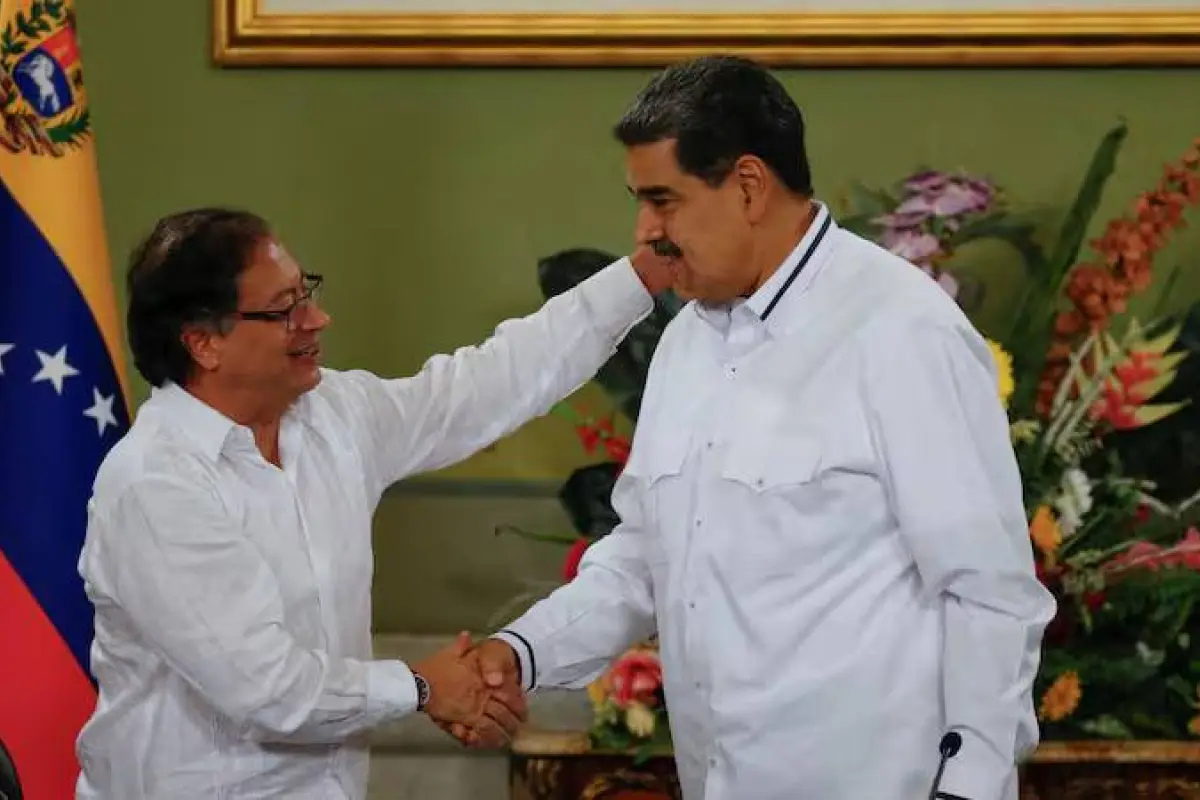 Nuevo choque político: Petro califica a Maduro de dictador pero niega que sea narco