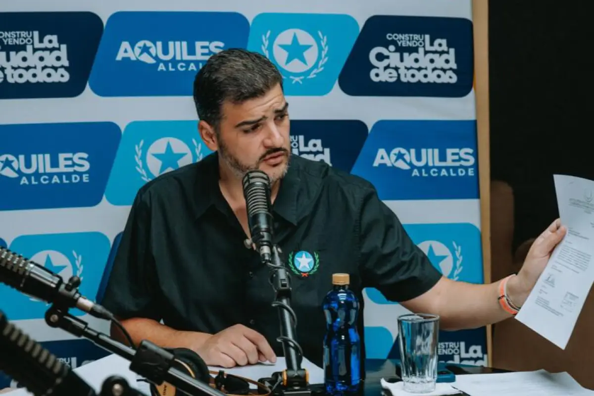 Aquiles Alvarez, durante su enelce radial este 17 de diciembre de 2025.