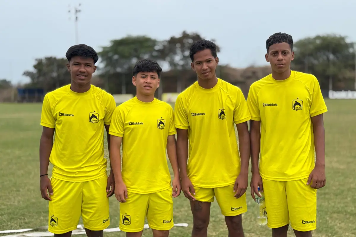 Jugadores juveniles de Delfín SC que fueron llamados al equipo de primera.