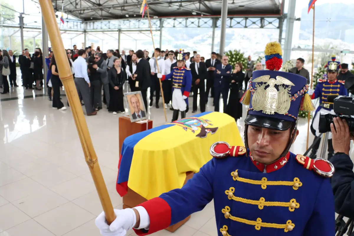 Quito, lunes 19 de diciembre del 2025
Funeral de Estado del Doctor Rodrigo Borja Cevallos, Ex Presidente de la República del Ecuador. 
Lugar Centro Cultural Itchimbia
Fotos :API /Rolando Enríquez
