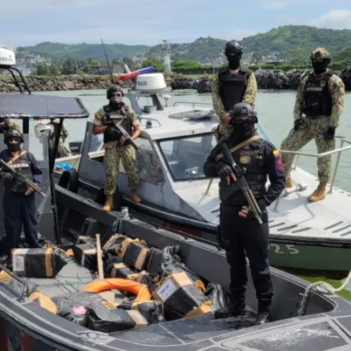 El auge del narcotráfico en Ecuador: informe de The New York Times vincula expansión con el “correísmo”