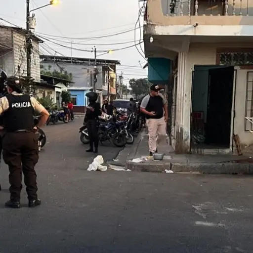 Adolescente de 16 años fue asesinado frente a una vivienda en Babahoyo