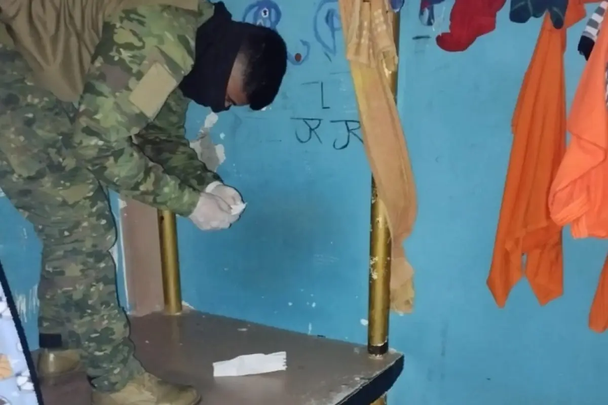 Santo Domingo Ejército incauta celulares tras intervención en la cárcel Bellavista, 