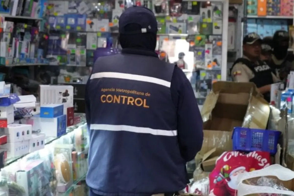 Se incautaron más de 700 artículos pirotécnicos de alta peligrosidad.