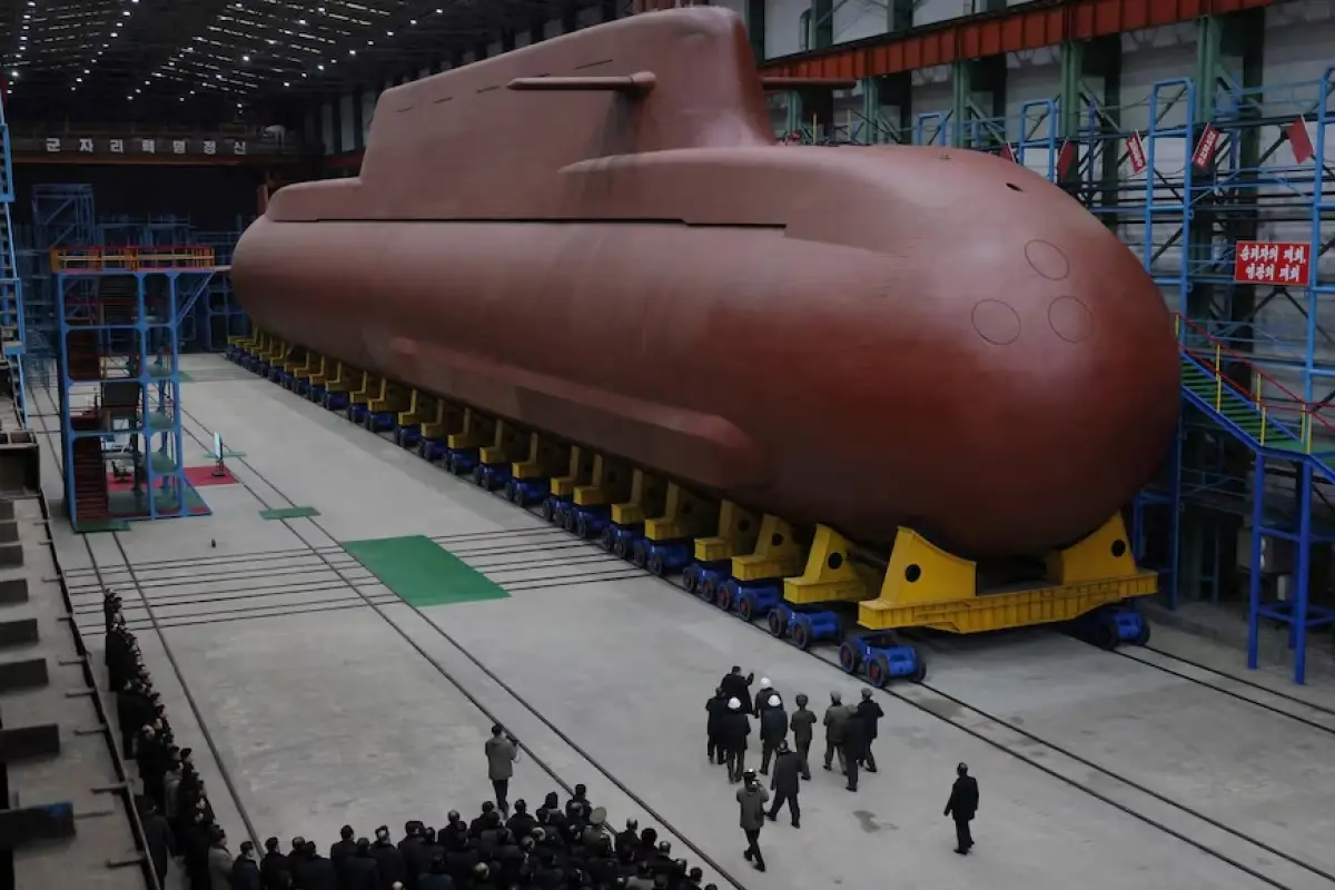 El submarino con capacidad nuclear, de Corea del Norte, que estaría casi listo para su entrega.