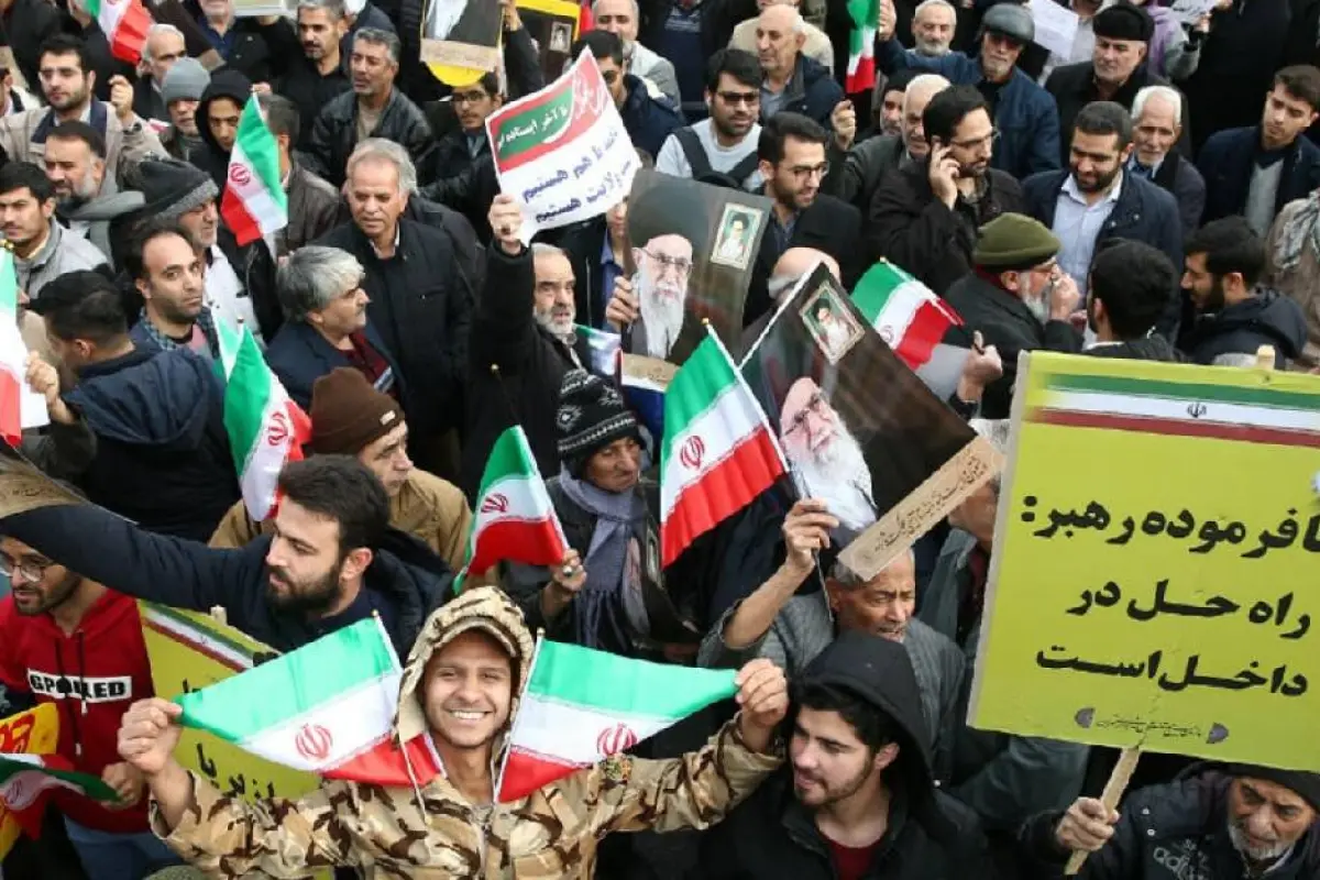 Irán