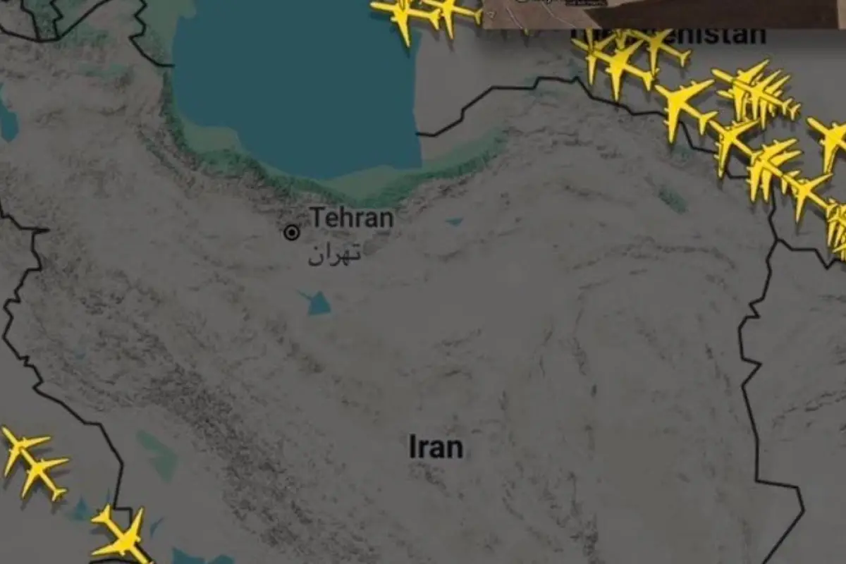 Irán clausura su espacio aéreo ante inminente amenaza militar. , FlightRadar24