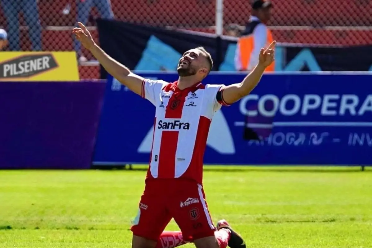 El delantero colombiano Jean Carlos Blanco llegaría al Manta FC., API