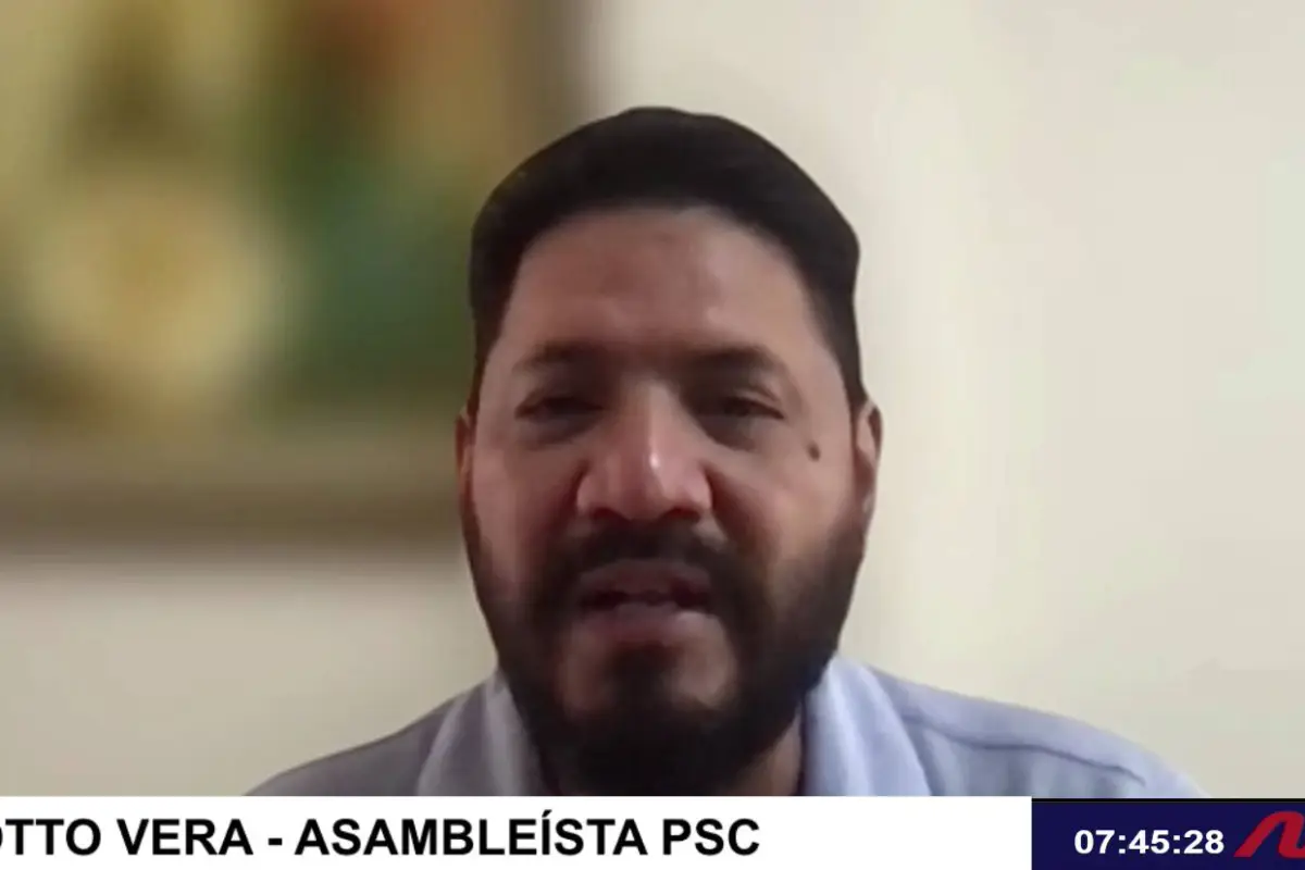 El asambleísta Otto Vera, en una entrevista de Manavisión Plus. 