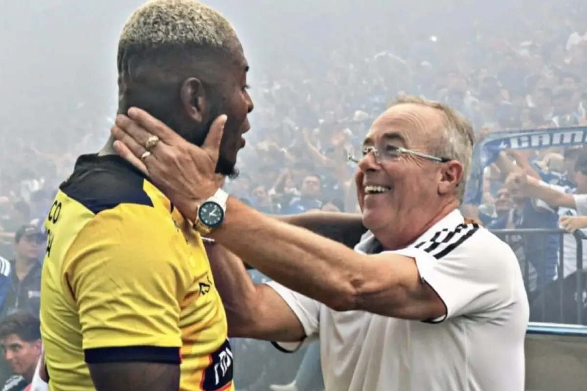 El jugador Gabriel Cortez  y el técnico Jorge Célico mantienen una buena relación de amigos.