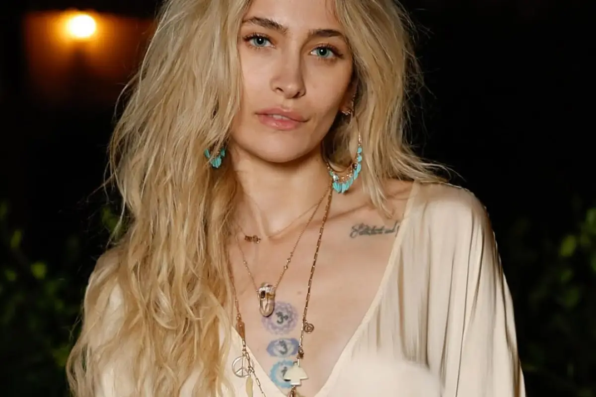 Paris Jackson, a sus 27 años, comparte su proceso de recuperación y promueve la salud mental tras casi seis años de sobriedad.
