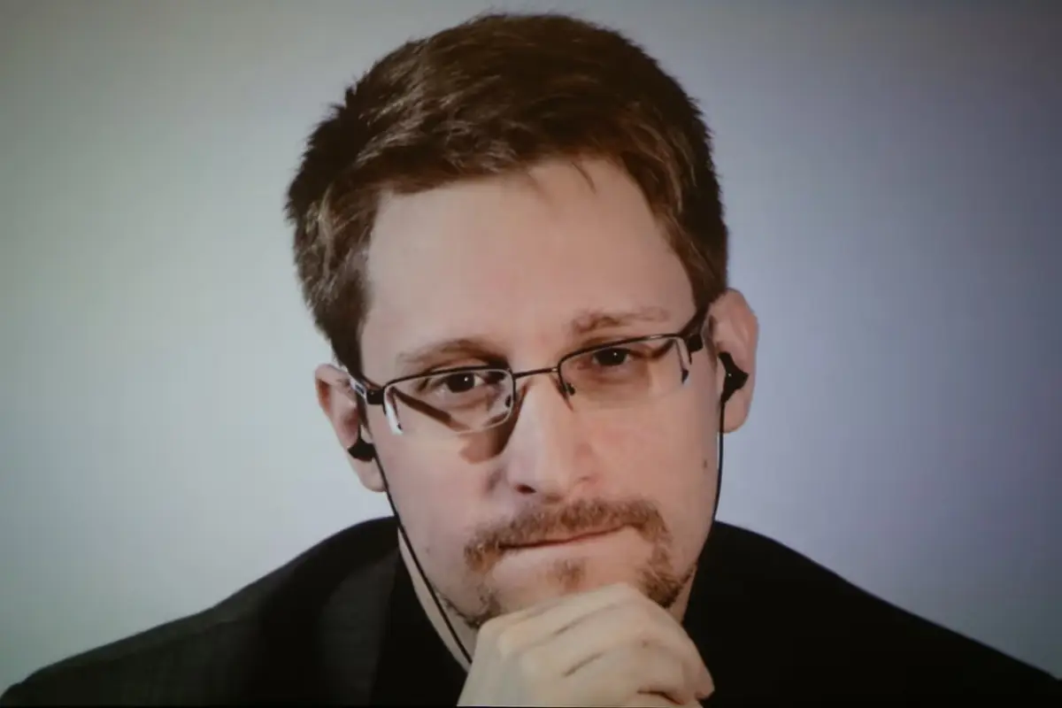 En su libro «Vigilancia permanente», Edward Snowden desgrana por primera vez por qué causó uno de los mayores escándalos diplomáticos de la historia.