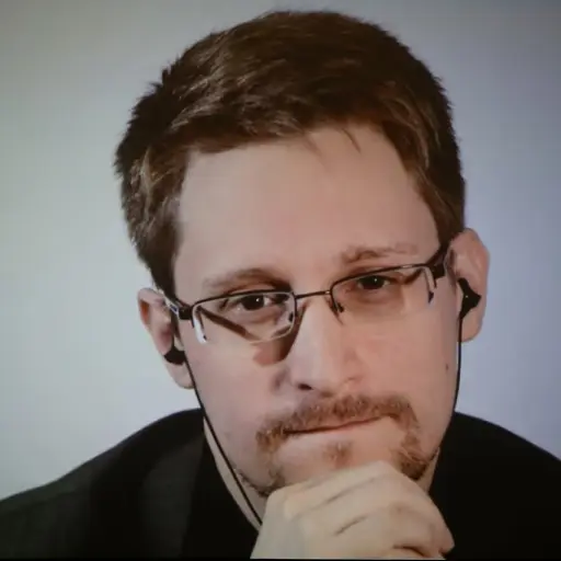 Edward Snowden, el informático que eligió el exilio antes que el silencio