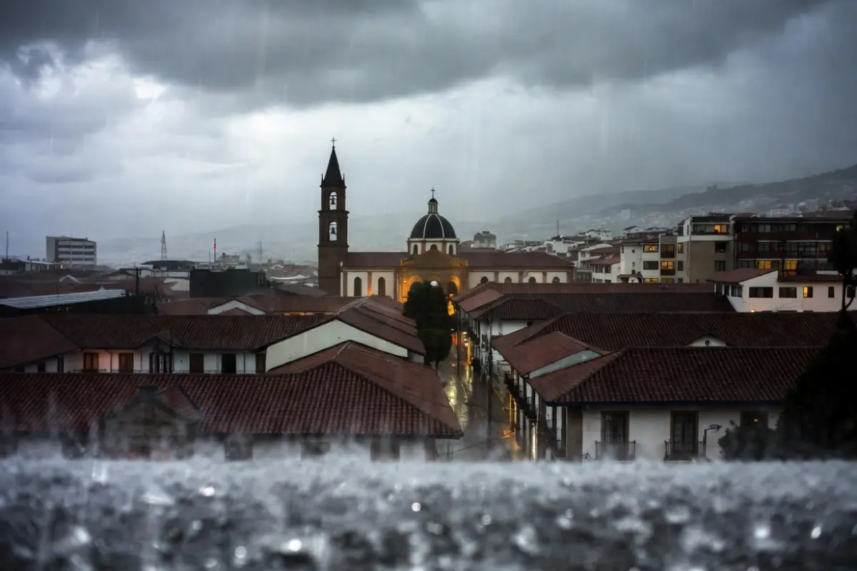 Cuenca tendrá un martes marcado por nubosidad y lluvias intermitentes.