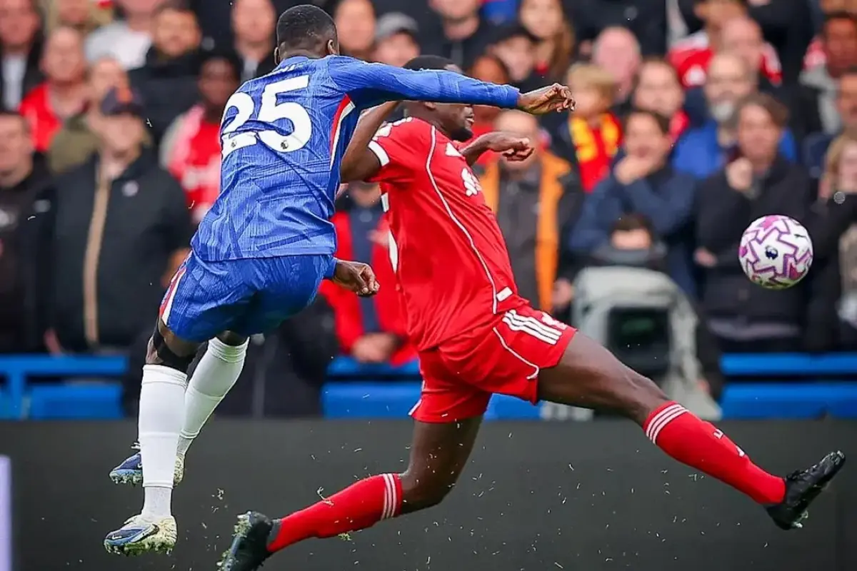 Moisés Caicedo se llevó el premio al gol del año del Chelsea FC.