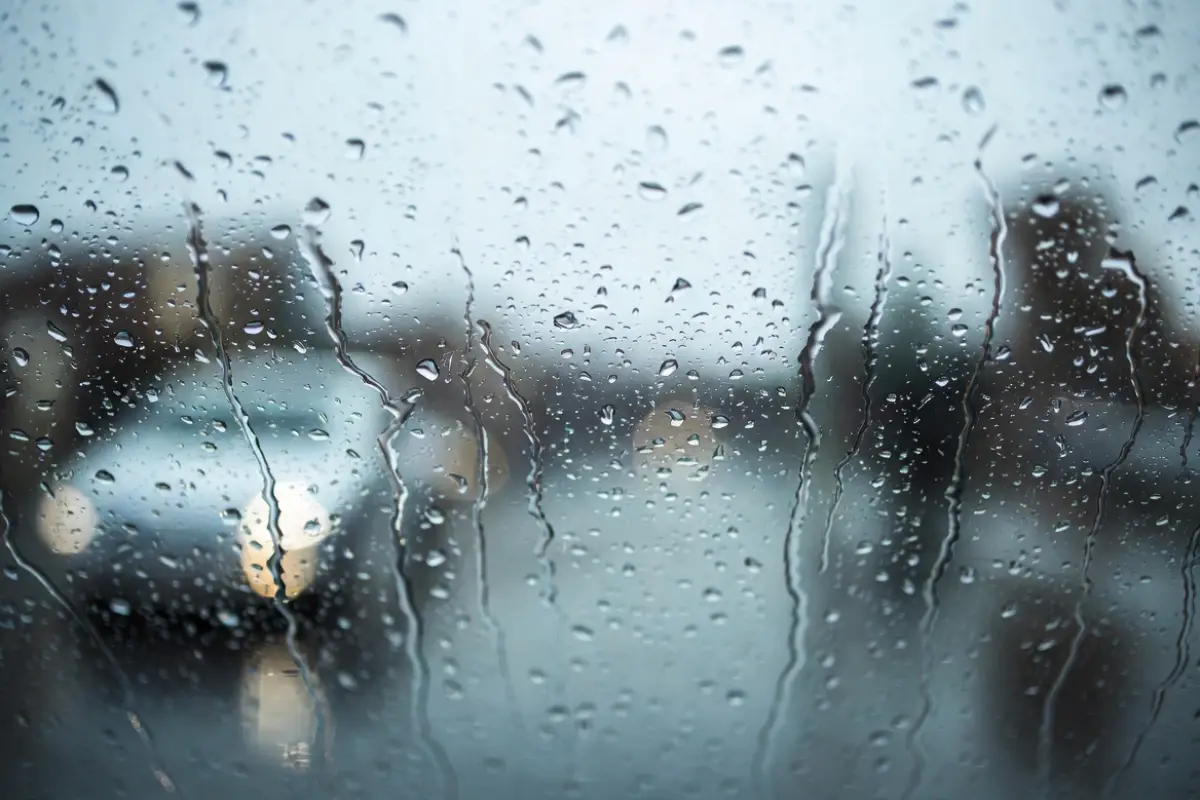 Cuenca enfrentará un viernes marcado por lluvias persistentes y temperaturas frescas