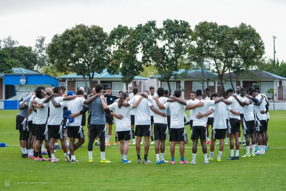 Emelec: ¿Fin de sanciones FIFA tras acuerdos con acreedores?