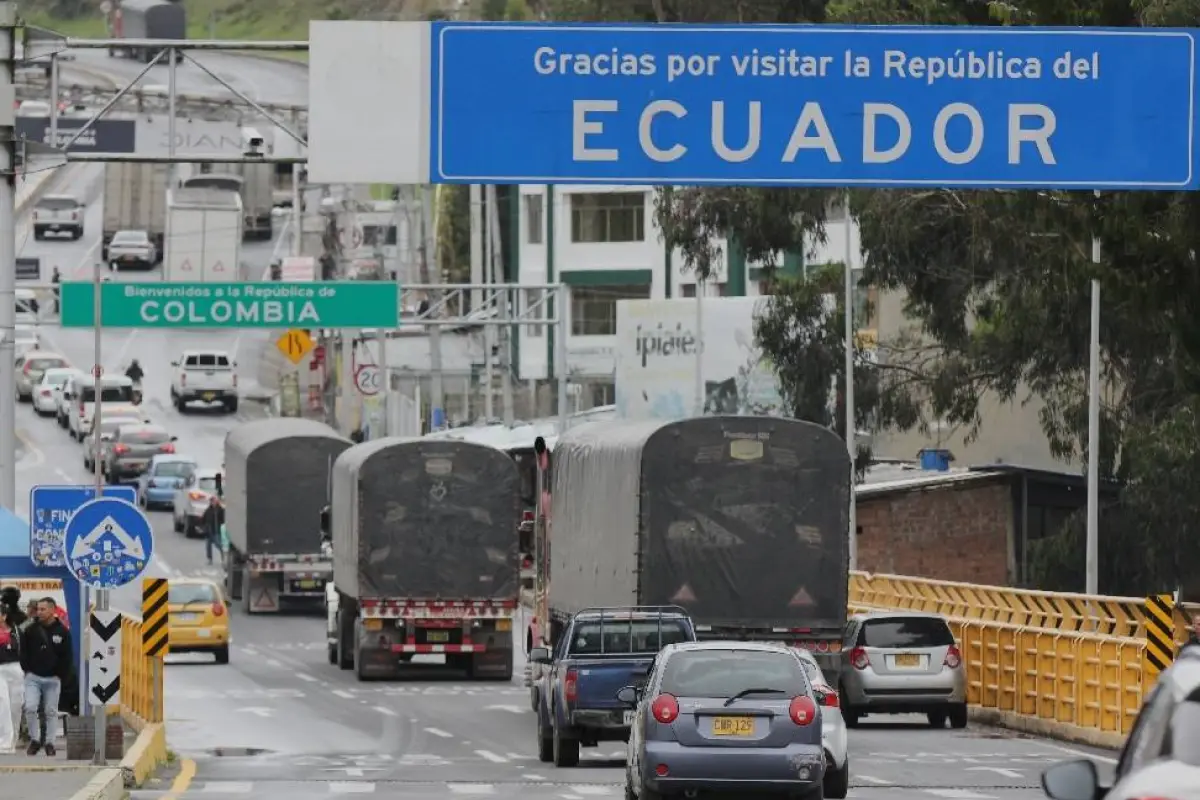 El principal paso fronterizo y comercial entre Ecuador y Colombia es el el puente de Rumichaca., Foto: Archivo