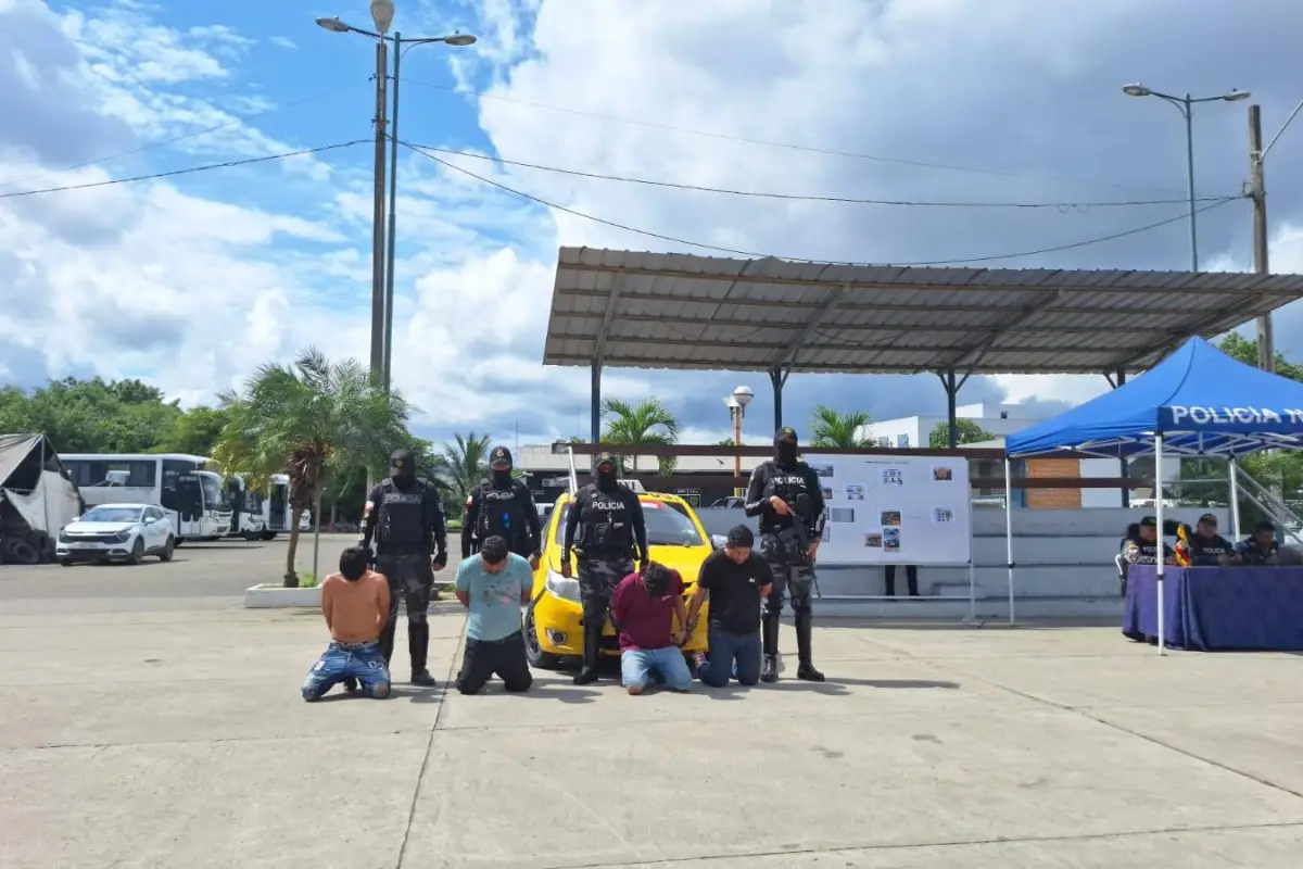 Los detenidos fueron presentados este domingo en Portoviejo.